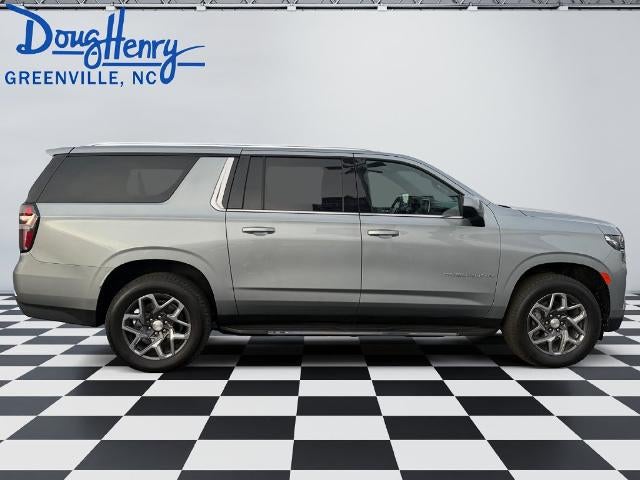 2024 Chevrolet Suburban 4WD LT