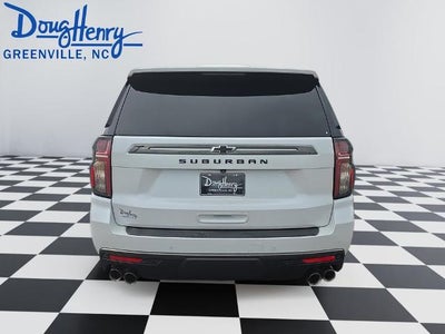 2022 Chevrolet Suburban 4WD RST