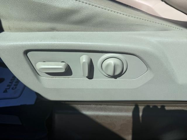 2019 GMC Sierra 1500 Crew Cab Short Box 4-Wheel Drive SLT