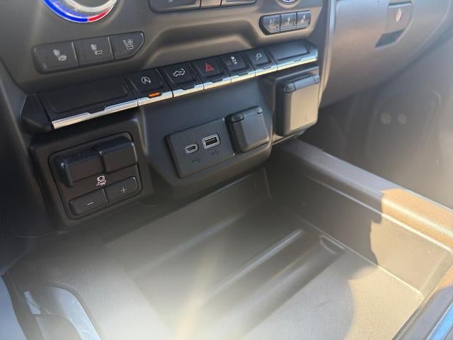 2019 GMC Sierra 1500 Crew Cab Short Box 4-Wheel Drive SLT