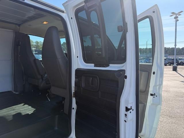 2020 GMC Savana Cargo Van 2500 Regular Wheelbase Rear-Wheel Drive