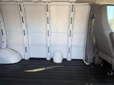 2020 GMC Savana Cargo Van 2500 Regular Wheelbase Rear-Wheel Drive