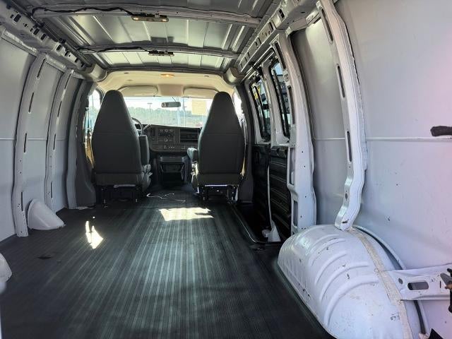 2020 GMC Savana Cargo Van 2500 Regular Wheelbase Rear-Wheel Drive