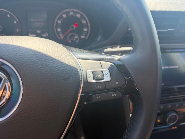 2022 Volkswagen Passat 2.0T Limited Edition Auto