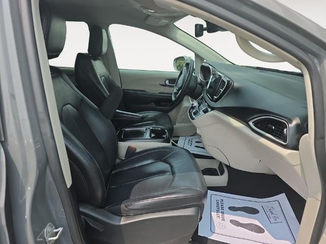 2022 Chrysler Pacifica Touring L FWD
