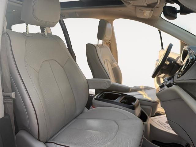 2020 Chrysler Pacifica Limited FWD