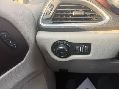 2020 Chrysler Pacifica Limited FWD