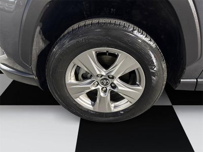 2022 Toyota RAV4 XLE FWD (GS)