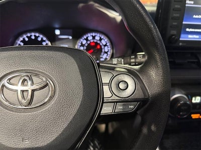2022 Toyota RAV4 XLE FWD (GS)