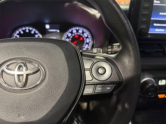2022 Toyota RAV4 XLE FWD (GS)