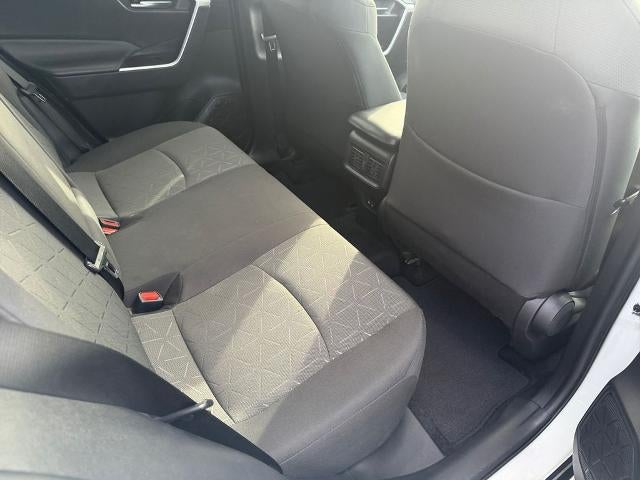 2021 Toyota RAV4 XLE FWD (GS)