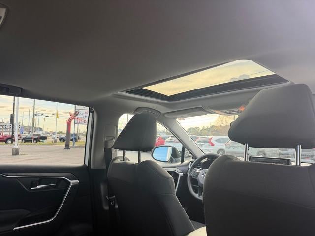 2021 Toyota RAV4 XLE FWD (GS)