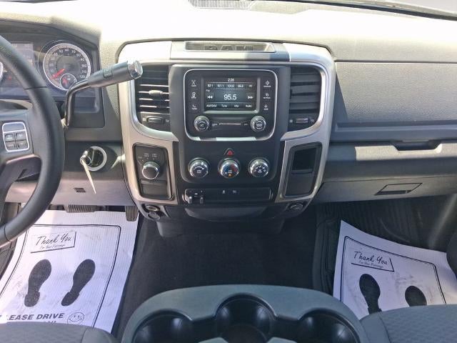 2016 RAM 2500 4WD Crew Cab 6.4 Ft Box SLT