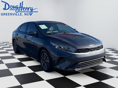 2023 Kia Forte LXS IVT