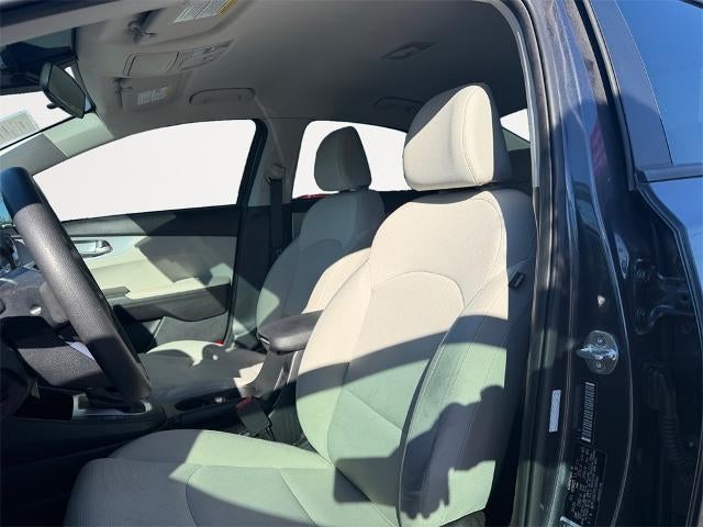 2023 Kia Forte LXS IVT
