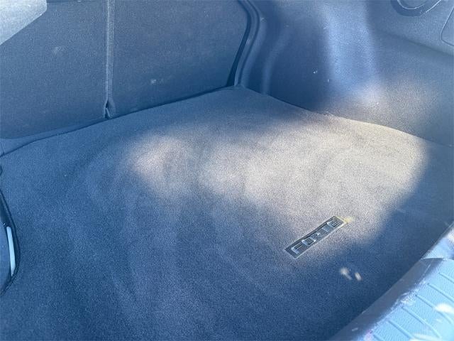 2024 Kia Forte LXS IVT