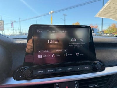 2024 Kia Forte LXS IVT