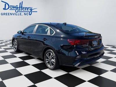 2024 Kia Forte LXS IVT