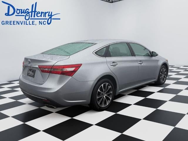 2018 Toyota Avalon XLE (SE)