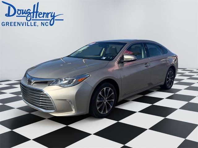 2017 Toyota Avalon XLE (SE)