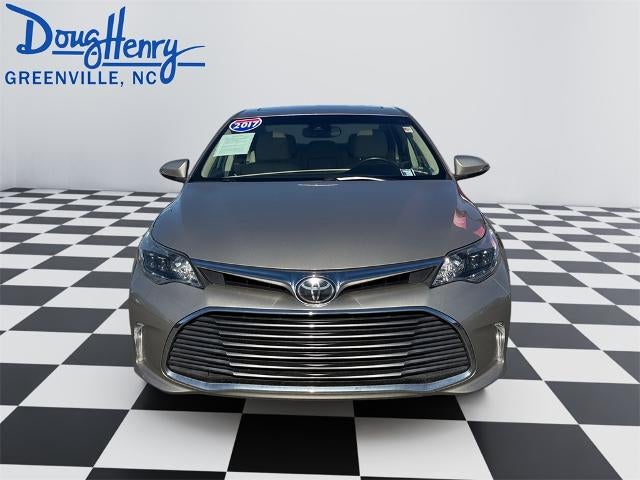 2017 Toyota Avalon XLE (SE)