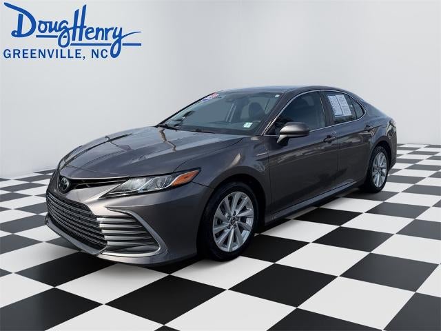 2023 Toyota Camry LE Auto (SE)