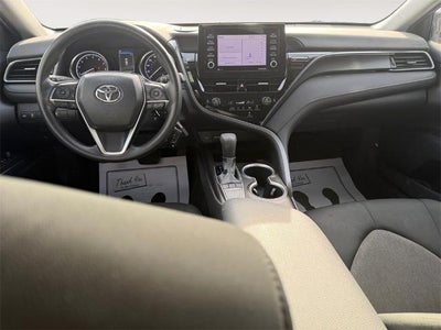 2023 Toyota Camry LE Auto (SE)