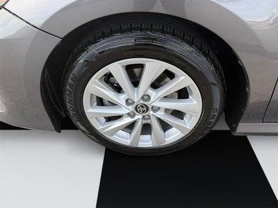 2023 Toyota Camry LE Auto (SE)