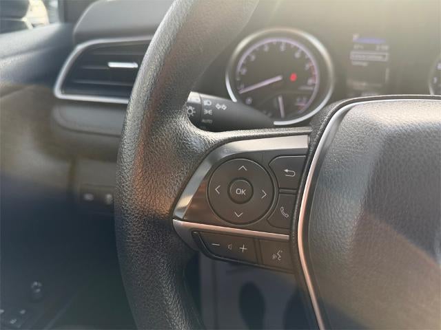 2023 Toyota Camry LE Auto (SE)