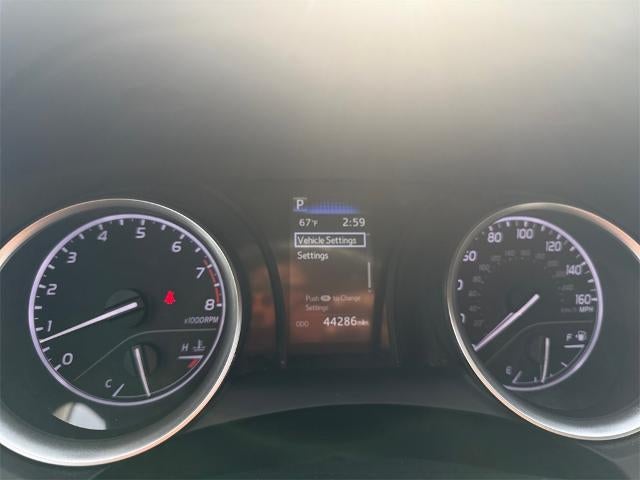 2023 Toyota Camry LE Auto (SE)