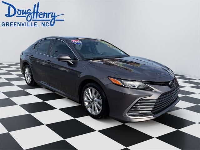 2023 Toyota Camry LE Auto (SE)