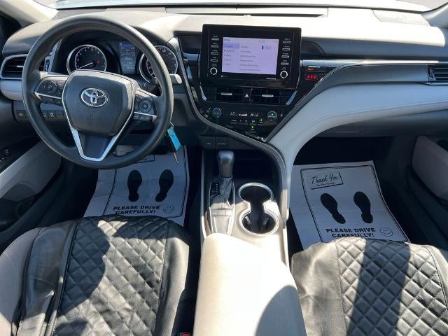 2023 Toyota Camry LE Auto (SE)