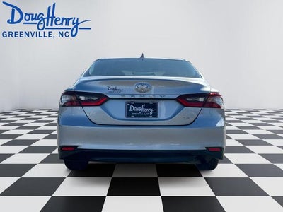 2023 Toyota Camry LE Auto (SE)