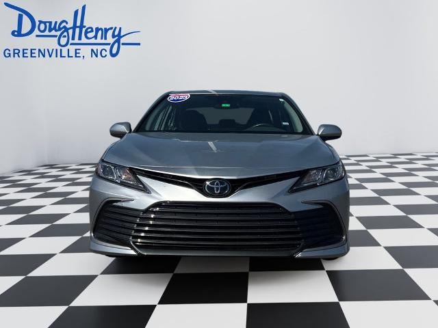 2023 Toyota Camry LE Auto (SE)