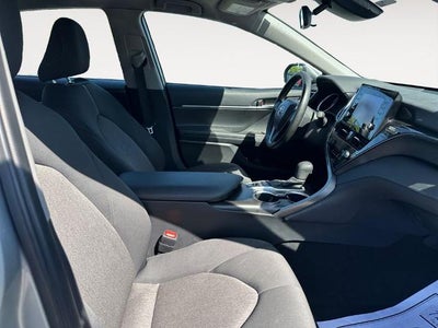 2024 Toyota Camry Hybrid LE CVT (Natl)