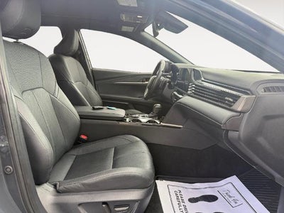2025 Toyota Camry XSE (Natl)