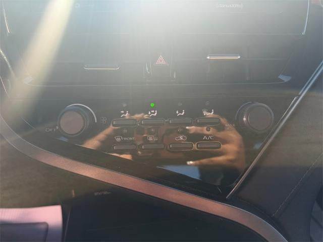 2021 Toyota Camry LE Auto (SE)