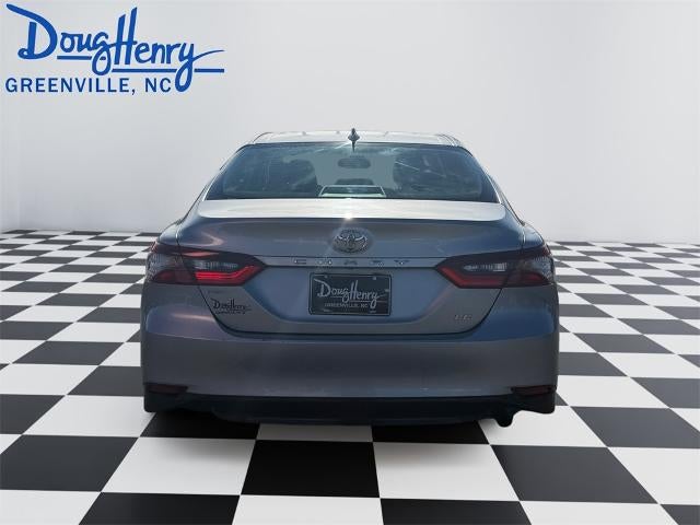 2021 Toyota Camry LE Auto (SE)