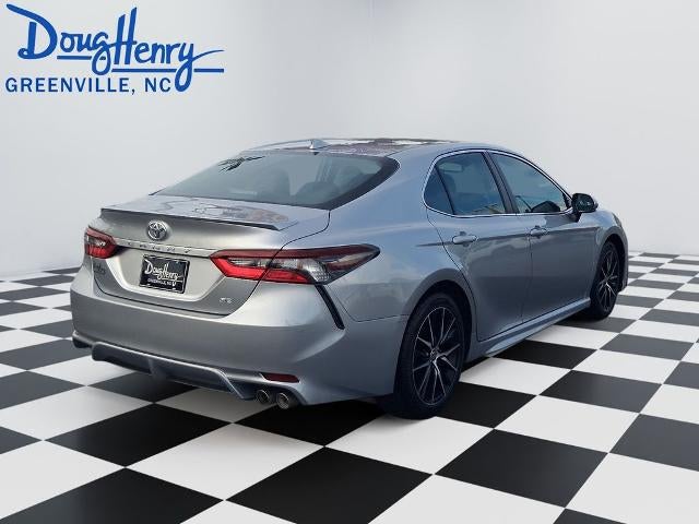2023 Toyota Camry SE Auto (SE)
