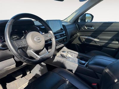 2023 Nissan Pathfinder Platinum 4WD