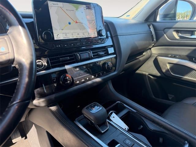 2023 Nissan Pathfinder Platinum 4WD