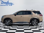 2023 Nissan Pathfinder Platinum 4WD