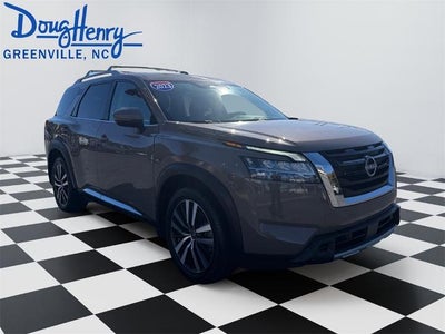 2023 Nissan Pathfinder Platinum 4WD