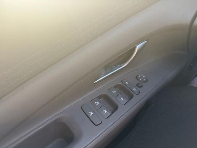 2021 Hyundai ELANTRA SEL IVT *Ltd Avail*