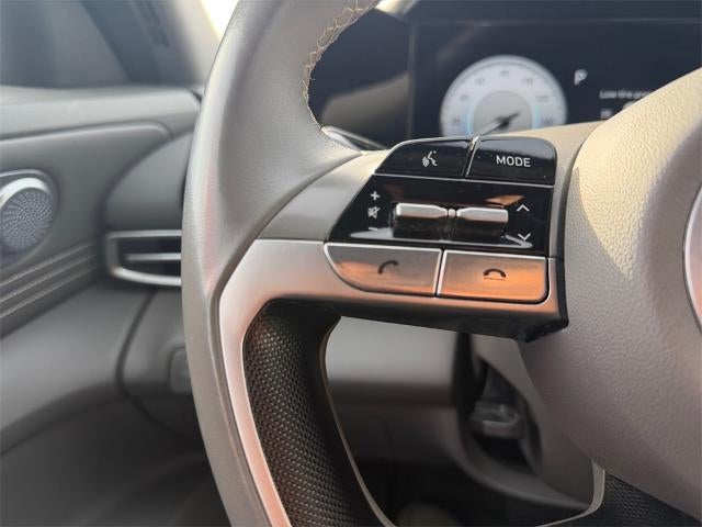 2023 Hyundai ELANTRA SEL IVT