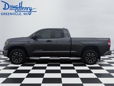 2020 Toyota Tundra 4WD 4WD SR5 Double Cab 6.5' Bed 5.7L (Natl)