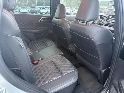 2023 Mitsubishi Outlander SEL FWD