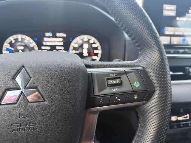 2023 Mitsubishi Outlander SEL FWD