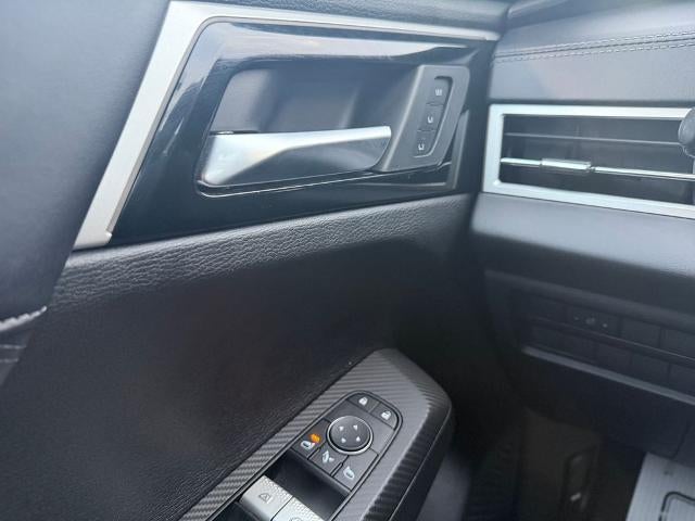 2023 Mitsubishi Outlander SEL FWD