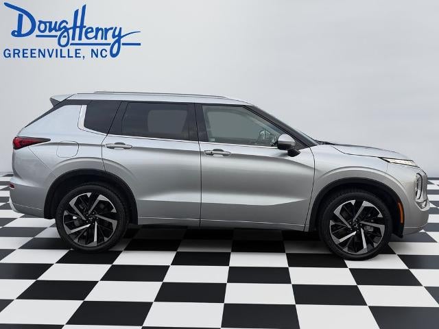 2023 Mitsubishi Outlander SEL FWD